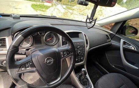 Opel Astra J, 2011 год, 750 000 рублей, 9 фотография