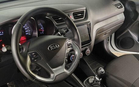 KIA Rio III рестайлинг, 2016 год, 949 000 рублей, 8 фотография