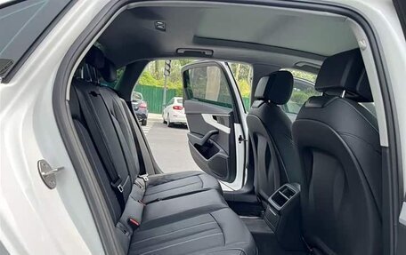 Audi A4, 2022 год, 2 190 333 рублей, 8 фотография