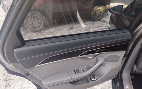 Audi A8, 2018 год, 3 400 000 рублей, 9 фотография