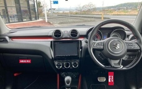 Suzuki Swift V, 2022 год, 984 000 рублей, 13 фотография