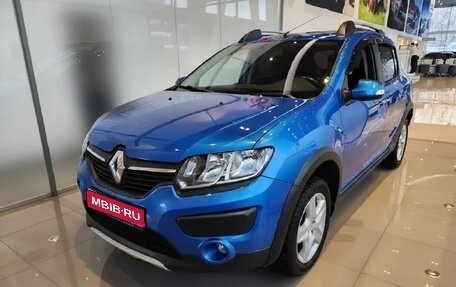 Renault Sandero II рестайлинг, 2018 год, 1 050 000 рублей, 1 фотография