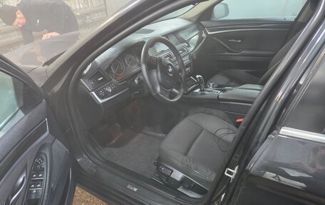 BMW 5 серия, 2010 год, 1 570 000 рублей, 9 фотография