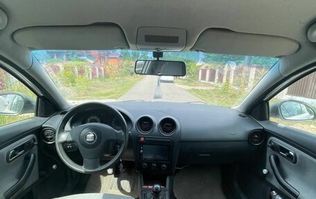 SEAT Ibiza III рестайлинг, 2003 год, 270 000 рублей, 4 фотография