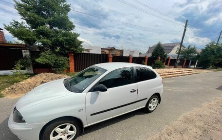 SEAT Ibiza III рестайлинг, 2003 год, 270 000 рублей, 3 фотография