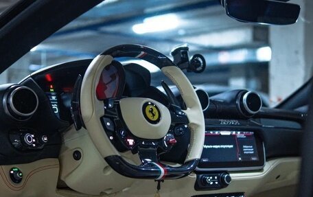 Ferrari Portofino, 2020 год, 25 000 000 рублей, 4 фотография