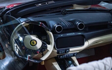 Ferrari Portofino, 2020 год, 25 000 000 рублей, 40 фотография