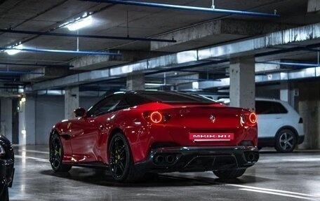 Ferrari Portofino, 2020 год, 25 000 000 рублей, 18 фотография