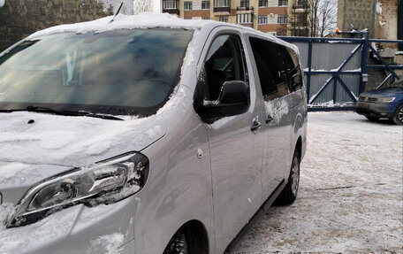 Peugeot Traveller I, 2021 год, 3 299 000 рублей, 5 фотография