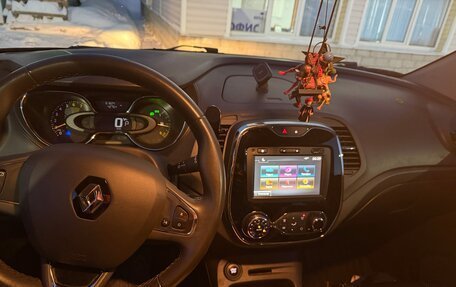Renault Kaptur I рестайлинг, 2016 год, 1 600 000 рублей, 4 фотография