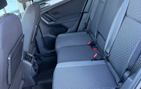 Volkswagen Tiguan II, 2018 год, 2 190 000 рублей, 12 фотография