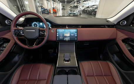 Land Rover Range Rover Evoque II, 2025 год, 6 500 000 рублей, 8 фотография