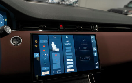 Land Rover Range Rover Evoque II, 2025 год, 6 500 000 рублей, 19 фотография