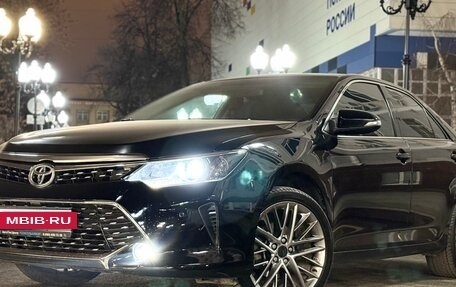 Toyota Camry, 2015 год, 1 749 999 рублей, 3 фотография
