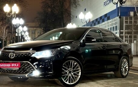 Toyota Camry, 2015 год, 1 749 999 рублей, 2 фотография