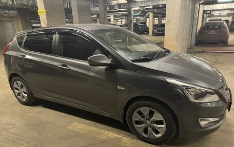 Hyundai Solaris II рестайлинг, 2015 год, 970 000 рублей, 4 фотография