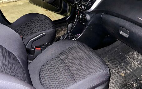 Hyundai Solaris II рестайлинг, 2015 год, 970 000 рублей, 21 фотография