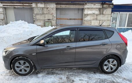 Hyundai Solaris II рестайлинг, 2015 год, 970 000 рублей, 26 фотография