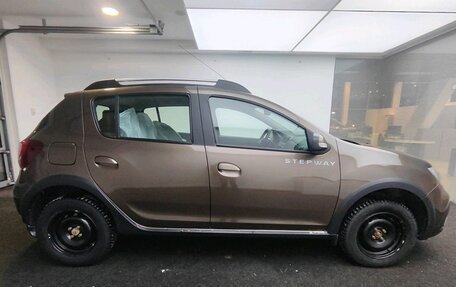 Renault Sandero II рестайлинг, 2020 год, 1 365 000 рублей, 4 фотография