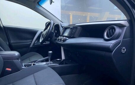 Toyota RAV4, 2015 год, 2 099 000 рублей, 11 фотография