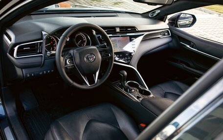 Toyota Camry, 2020 год, 2 595 000 рублей, 17 фотография