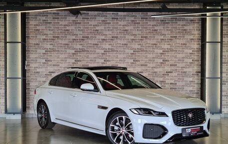 Jaguar XF II, 2023 год, 5 900 000 рублей, 4 фотография