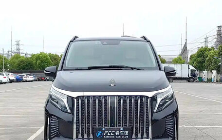 Mercedes-Benz V-Класс, 2023 год, 6 898 899 рублей, 1 фотография