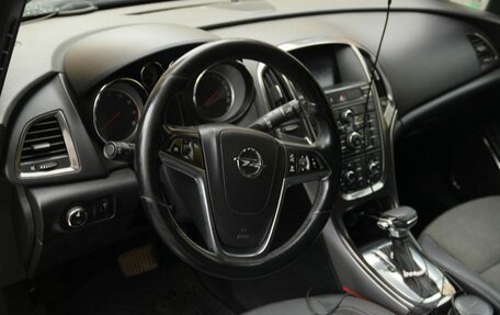 Opel Astra J, 2010 год, 750 000 рублей, 5 фотография