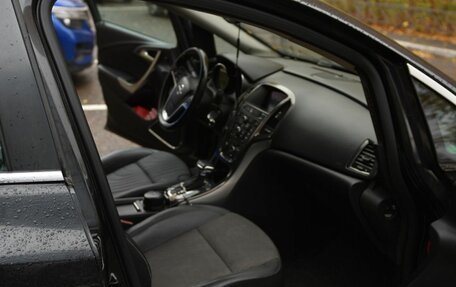 Opel Astra J, 2010 год, 750 000 рублей, 6 фотография