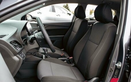 Hyundai Solaris II рестайлинг, 2021 год, 1 555 000 рублей, 11 фотография