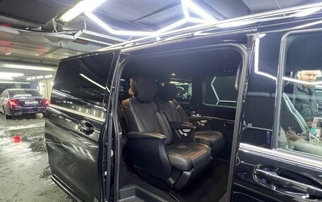 Mercedes-Benz V-Класс, 2019 год, 5 500 000 рублей, 6 фотография