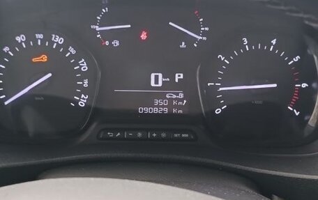 Peugeot Traveller I, 2022 год, 3 000 000 рублей, 8 фотография