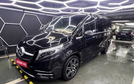 Mercedes-Benz V-Класс, 2019 год, 5 500 000 рублей, 3 фотография