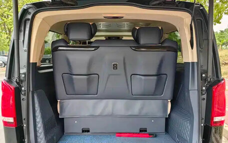 Mercedes-Benz V-Класс, 2023 год, 6 898 899 рублей, 13 фотография