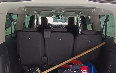Peugeot Traveller I, 2022 год, 3 000 000 рублей, 16 фотография