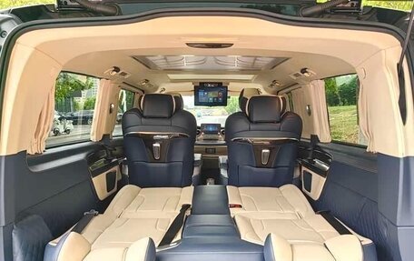 Mercedes-Benz V-Класс, 2023 год, 6 898 899 рублей, 16 фотография