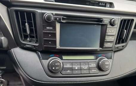 Toyota RAV4, 2016 год, 1 550 000 рублей, 14 фотография