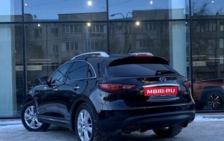 Infiniti QX70, 2013 год, 2 246 000 рублей, 7 фотография