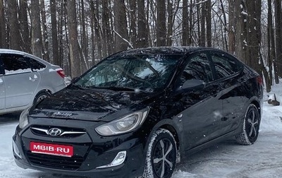 Hyundai Solaris II рестайлинг, 2013 год, 727 000 рублей, 1 фотография