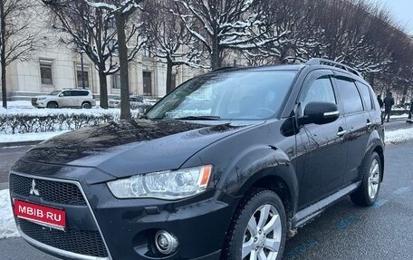 Mitsubishi Outlander III рестайлинг 3, 2012 год, 1 550 000 рублей, 1 фотография