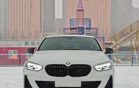 BMW 1 серия, 2021 год, 1 560 000 рублей, 2 фотография