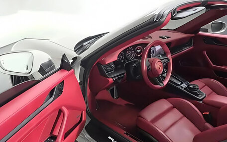 Porsche 911, 2022 год, 17 780 000 рублей, 5 фотография