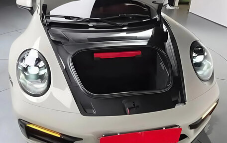 Porsche 911, 2022 год, 17 780 000 рублей, 14 фотография