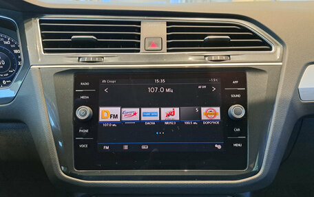 Volkswagen Tiguan II, 2018 год, 3 223 000 рублей, 16 фотография