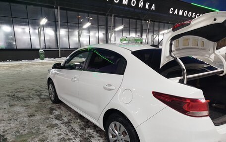 KIA Rio IV, 2018 год, 1 475 000 рублей, 4 фотография