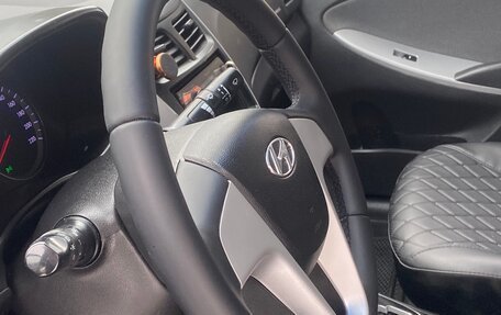 Hyundai Solaris II рестайлинг, 2013 год, 727 000 рублей, 10 фотография