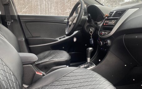 Hyundai Solaris II рестайлинг, 2013 год, 727 000 рублей, 18 фотография