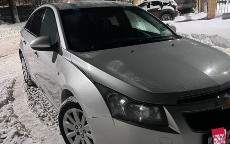 Chevrolet Cruze II, 2010 год, 510 000 рублей, 5 фотография