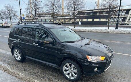 Mitsubishi Outlander III рестайлинг 3, 2012 год, 1 550 000 рублей, 6 фотография