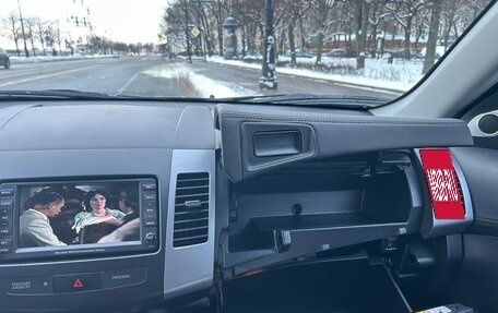 Mitsubishi Outlander III рестайлинг 3, 2012 год, 1 550 000 рублей, 18 фотография